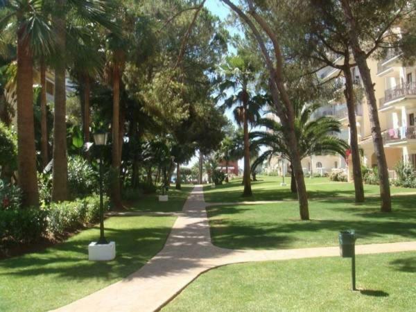 Appartamento Impresionante Loft En Puerto Banus A Pie De Playa Marbella Esterno foto