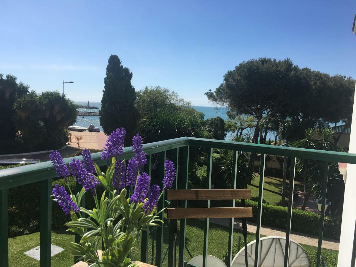 Appartamento Impresionante Loft En Puerto Banus A Pie De Playa Marbella Esterno foto